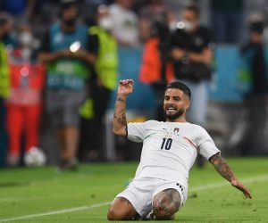 epa09319009 Lorenzo Insigne of Italy celebrates scoring the 2-0 lead during the UEFA EURO 2020 quarter final match between Belgium and Italy in Munich, Germany, 02 July 2021.  EPA/Andreas Gebert / POOL (RESTRICTIONS: For editorial news reporting purposes only. Images must appear as still images and must not emulate match action video footage. Photographs published in online publications shall have an interval of at least 20 seconds between the posting.)
