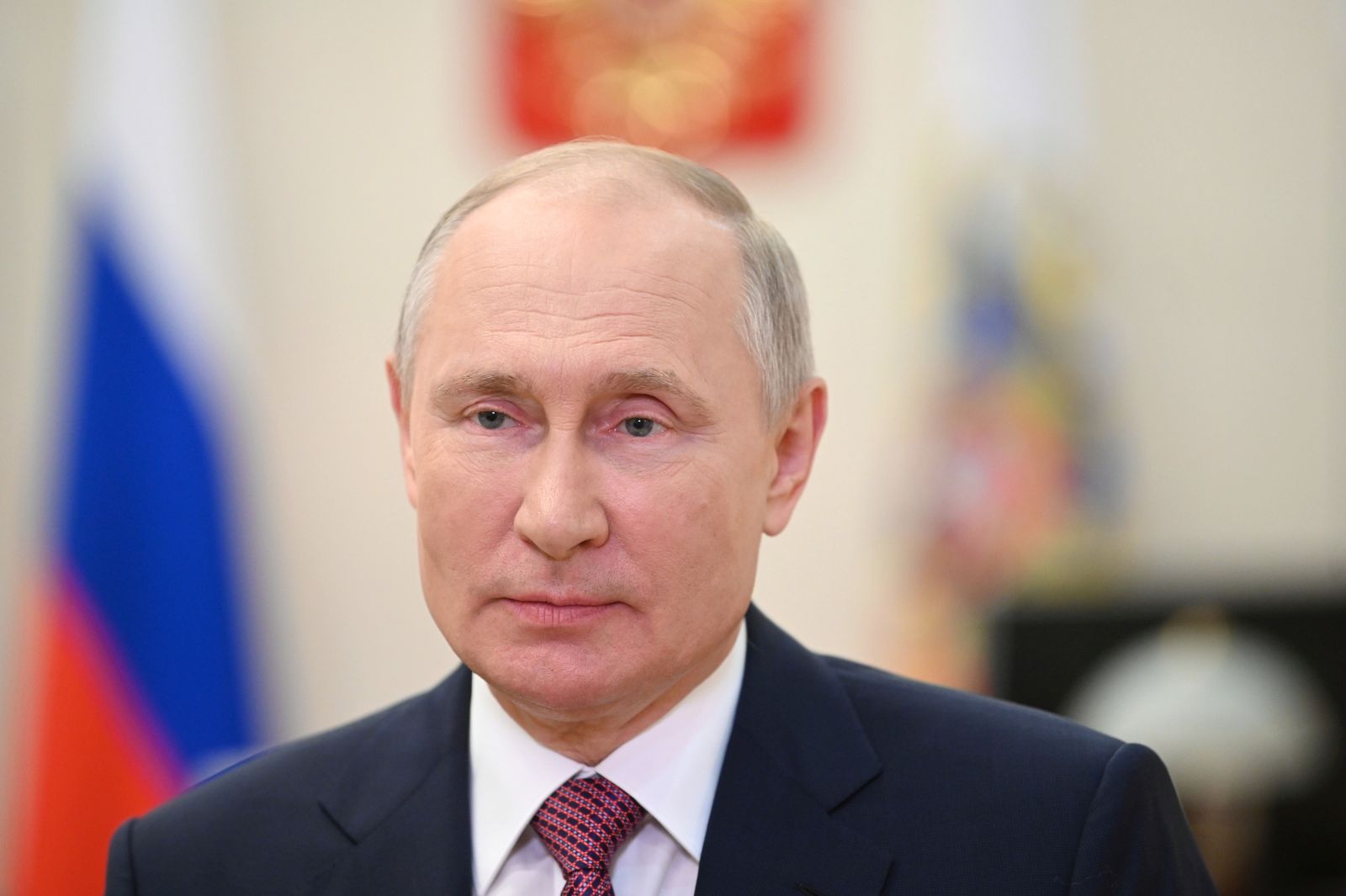 epa09334944 Russian President Vladimir Putin congratulates university students on graduation in a video address from Novo-Ogaryovo state residence, outside Moscow, Russia, 10 July 2021.  EPA/ALEKSEY NIKOLSKYI / SPUTNIK / KREMLIN POOL MANDATORY CREDIT
