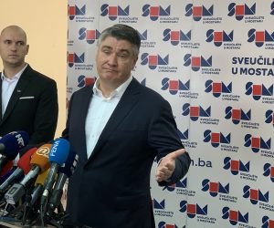 Mostar, 12.07.2021 - Predsjednik Republike Hrvatske Zoran Milanoviæ odrao je predavanje na Sveuèilitu u Mostaru, nakon kojeg je dao izjavu za medije. foto HINA/ Zoran KREIÆ/ ik