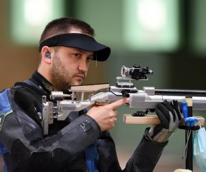 Tokio, 25.07.2021 - Hrvatski strijelac Petar Gora tijekom natjecanja u gadanju pukom, stojeci stav, 10 metara na Olimpijskim igrama Tokio 2020.
foto HINA/ Damir SENCAR/ ds