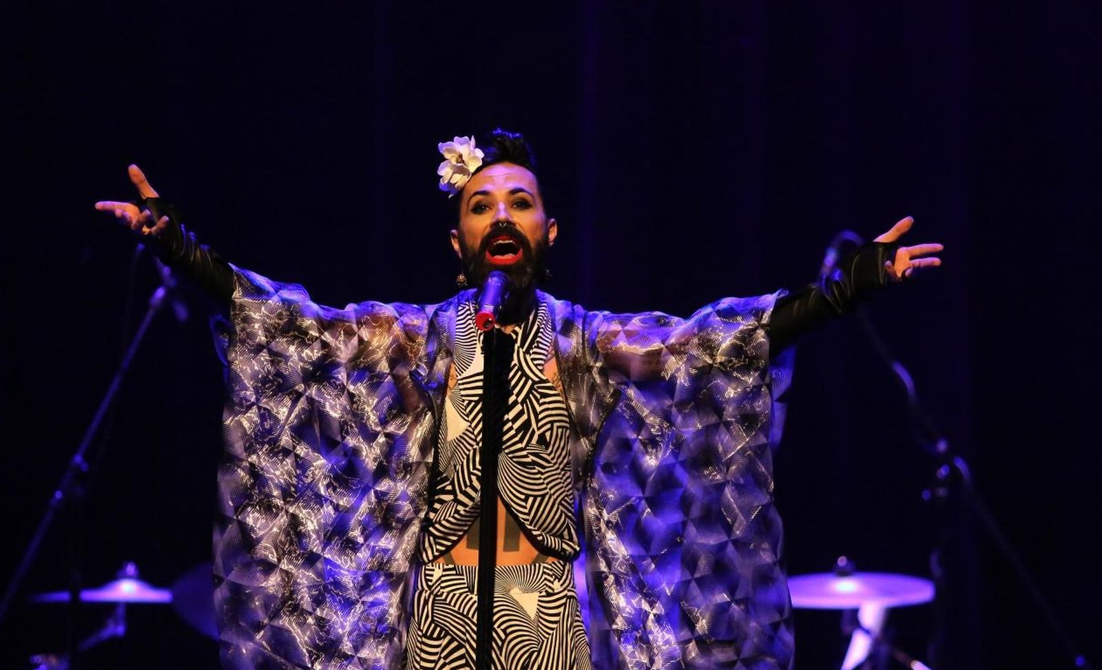 02.10.2020., Rijeka - Drugi dan Porto Etno festivala u Hrvatskom kulturnom domu. Nastupio je Bozo Vreco i sastav Veja, uz degustaciju etno-zalogaja.
Photo:Goran Kovacic/PIXSELL