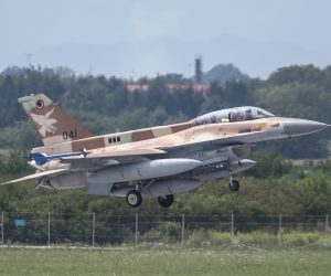 02.08.2018., Zagreb - Tri borbena aviona F-16 Barak Izraelskog ratnog zrakoplovstva sletjela su u vojarnu Pukovnik Marko Zivkovic u sklopu posjeta Republici Hrvatskoj. Vlada RH u ozujku ove godine donijela je odluku o kupnji 12 takvih izraelskih aviona, a prva dva bit ce isporucena do 2020. Photo: Igor Soban/PIXSELL