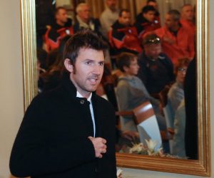 05.12.2015., Sibenik - Priznanje Valovi Sibenika, koje JK Val tradicionalno dodjeljuje tijekom Sibenske regate krstasa, posthumno je dodijeljeno talijanskim jedrilicarima Francescu i Marineldi Salpietro. Priznanje je osobno primio njihov sin Federico Salpietro. 
Photo: Dusko Jaramaz/PIXSELL
