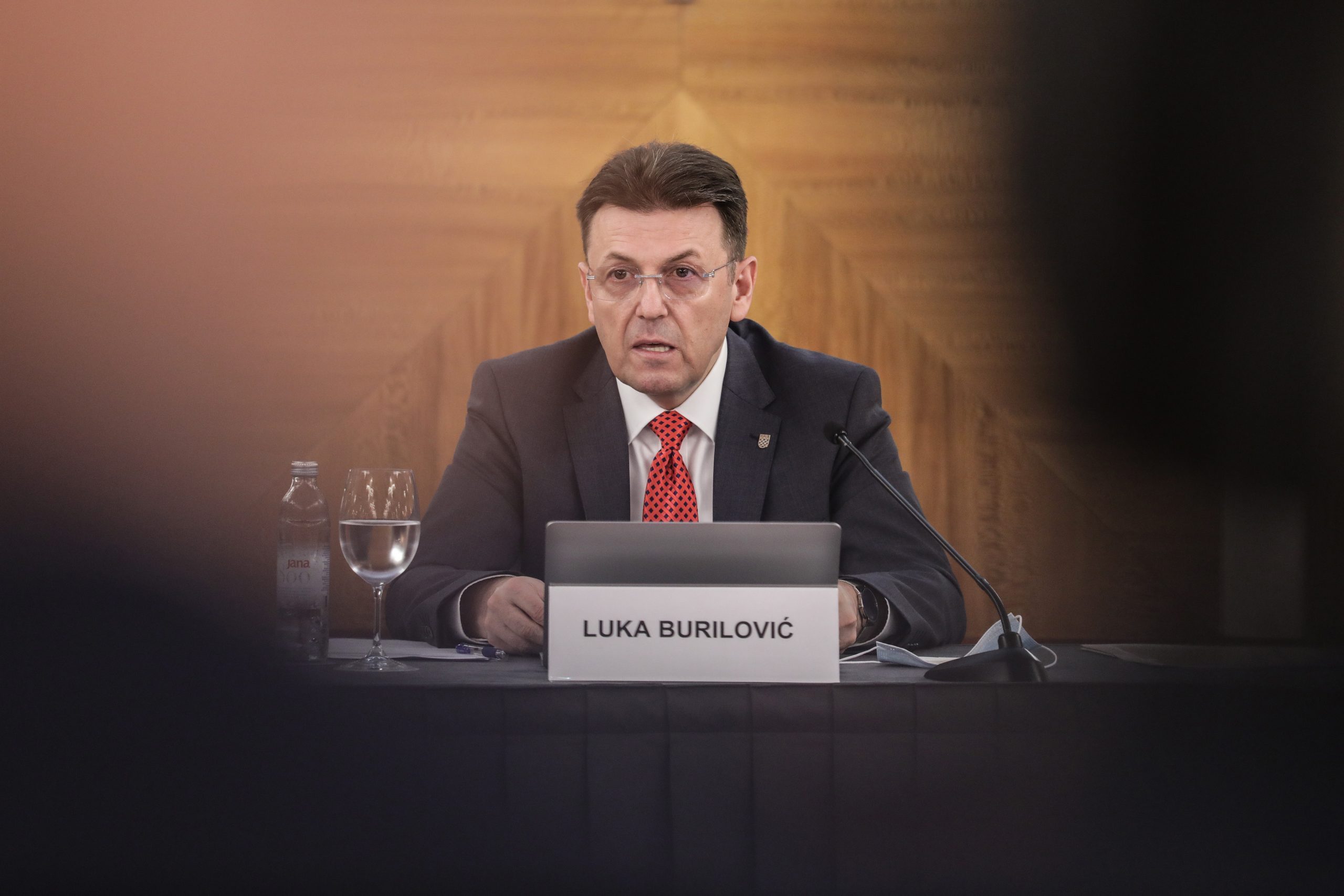 13.07.2021.,Zagreb -  12. Sjednica skupstine Hrvatske gospodarske komore, na kojoj ce se  odlucivati  o prijedlozima da se privremeno ukine obveza placanja clanarine radi razornog potresa na podrucju Sisacko-moslavacke zupanije, kao i da se do kraja godine privremeno ukine obveza placanja clanarine clanicama s podrucja Pozesko-slavonske zupanije s obzirom na snazno nevrijeme koje je zahvatilo to podrucje krajem lipnja. Uz to, clanovima skupstine bit ce predstavljen i raspravljat ce i o prijedlogu novog zakona o HGK.
Photo: Robert Anic/PIXSELL