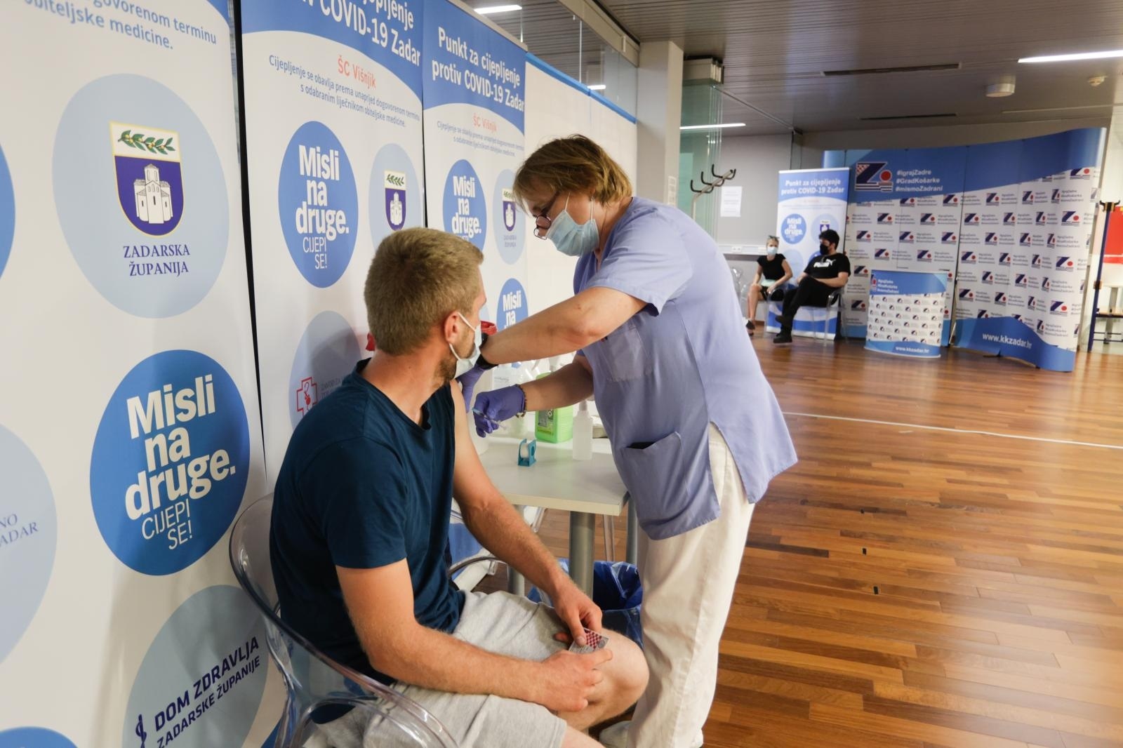 13.07.2021., Zadar - Na punktu za cijepljenje na Visnjiku nema velikih guzvi. Photo: Marko Dimic/PIXSELL