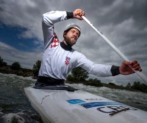 14.05.2021., Zagreb - Najbolji hrvatski kanuist u slalomu na divljim vodama i evidentni olimpijski kandidat za Tokio, Matija Marinic na treningu na brzacima rijeke Save kod zagrebacke toplane.
Photo: Igor Kralj/PIXSELL