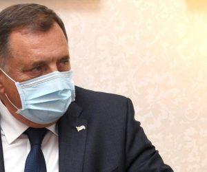 16.09.2020., Zagreb - Susret clana predsjednistva BiH Milorada Dodika i  predsjednika Vlade RH Andreja Plenkovica u Banskim dvorima.
Photo: Josip Regovic/PIXSELL