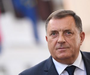 16.09.2020., Zagreb - Clan predsjednistva BiH Milorad Dodik obratio se medijima nakon sastanka s predsjednikom Vlade RH Andrejom Plenkovicem u Banskim dvorima.

Photo: Josip Regovic/PIXSELL