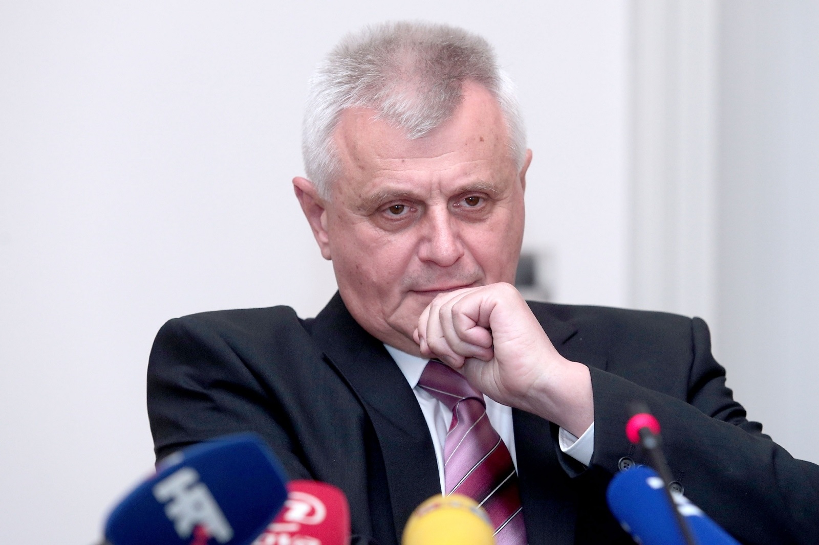 17.05.2016., Zagreb - Odbor za Ustav, Poslovnik i politicki sustav nastavio  je  razgovore s kandidatima za ustavne suce. Zeljko Potocnjak.
Photo: Patrik Macek/PIXSELL