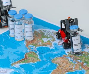 18.02.2021., Zagreb - Velika globalna potraznja za cjepivom protiv covida-19. Europska unija osigurala je najveci i najsiri portfolio narudzbi na svijetu - ukupno 1,485 milijardi doza od sest razlicitih proizvodjaca, s dodatnim opcijama za kupnju jos 780 milijuna doza. Photo: Zeljko Lukunic/PIXSELL
