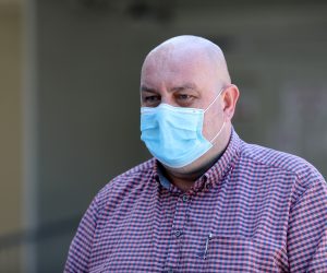 18.05.2021., Rijeka - Konferencija za medije Dobrice Roncevica epidemiologa Nastavnog zavoda za javno zdravstvo Primorsko goranske zupanije, jer je PGZ danas zupanija sa najmanje novozarazenih osoba COVID-om 19. 
 Photo: Goran Kovacic/PIXSELL