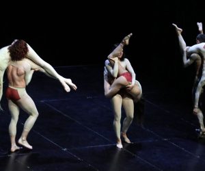 19.07.2021.,Sibenik-10.Sibenik Dance Festival na Tvrdjavi sv. Mihovila otvorila je  Plamteca voda, jedna od najatraktivnijih predstava nastalih u sklopu projekta Rijeka 2020 – Europska prijestolnica kulture. Tu plesnu predstavu slavnoga grckog koreografa Andonisa Foniadakisa izveli su plesaci Baleta Hrvatskoga narodnog kazalista Ivana pl. Zajca iz Rijeke.
Photo: Dusko Jaramaz/PIXSELL