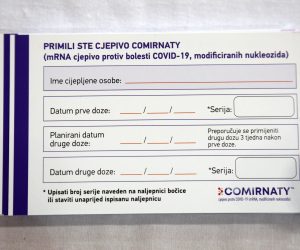 20.07.2021., Sibenik - Kartica cijepljenja za mRNA cjepivo Covid-19.

Photo: Dusko Jaramaz/PIXSELL