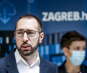 20.07.2021., Zagreb - U auli gradskog poglavarstva gradonacelnik grada Zagreba Tomislav Tomasevic sa suradnicima odrzao je redovitu konferenciju za novinare.
Photo: Slavko Midzor/PIXSELL