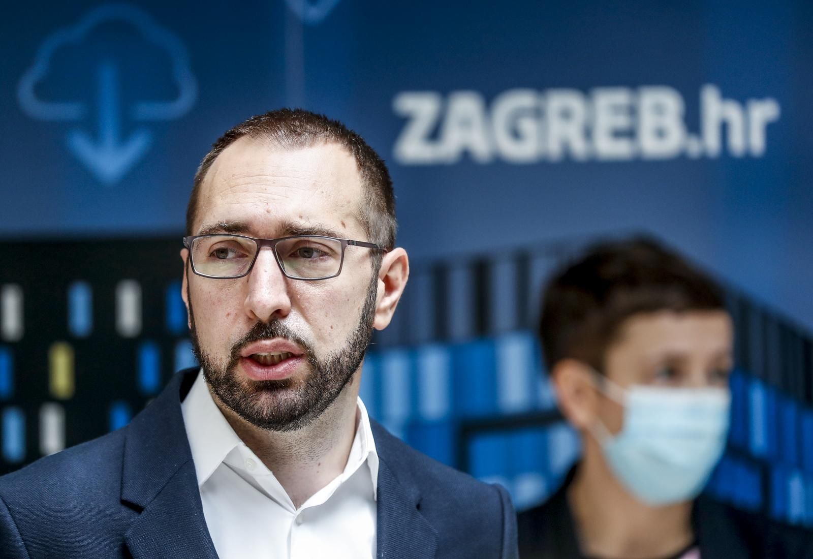 20.07.2021., Zagreb - U auli gradskog poglavarstva gradonacelnik grada Zagreba Tomislav Tomasevic sa suradnicima odrzao je redovitu konferenciju za novinare.
Photo: Slavko Midzor/PIXSELL