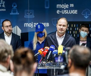 20.07.2021., Zagreb - Zamjenik gradonacelnika Zagreba Luka Korlaet govorio je na konferenciji za medije odrzanoj u auli Gradskog poglavarstva. Photo: Slavko Midzor/PIXSELL