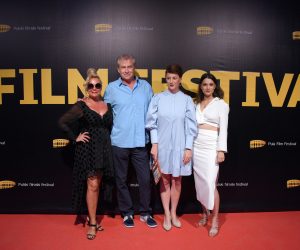 20.07.2021., Pula - Cetvrta noc 68. izdanja pulskog filmskog festivala. Zrinko Ogresta i glumice filma Plavi cvijet, Anja Sovagovic Despot; Vanja Ciric i Tea Harcevic.
Photo: Sasa Miljevic / PIXSELL