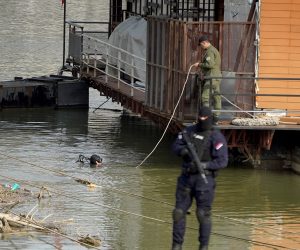24, February, 2021, Belgrade - The Police Brigade is searching the Freestyler raft and the Sava River around the raft. Photo: Antonio Ahel/ATAImages

24, februar, 2021, Beograd  - Policijska brigada vrsi pretragu splav Freestyler i reke Save oko splava . Photo: Antonio Ahel/ATAImages