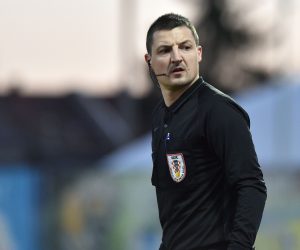 28.02.2020., Gradski stadion Ivan Kusek Apas, Koprivnica - Hrvatski Telekom Prva liga, 24. kolo, NK Slaven Belupo - NK Varazdin. Sudac Marko Matoc Photo: Vjeran Zganec Rogulja/PIXSELL
