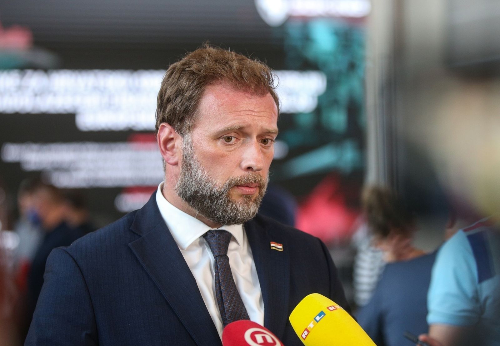 29.06.2021.-Zagreb, 
Tvrtka Dok-ing svecano je predstavila hrvatski inovativni robotski sustav za ekstremne uvjete u sigurnosti i obrani. Ministar obrane, Mario Banozic
Photo: Zeljko Hladika/Pixsell