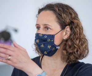 30.06.2021., Osijek - U prostorijama kulturnog centra gradonacelnik Ivan Radic odradio je radni sastanak s ministricom kulture Ninom Obuljen Korzinek.  Photo:Davor Javorovic/PIXSELL