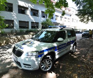30.07.2021., Novi Marof - U bolnici u Novom Marofu zapalio se aparat za kisik, covjek koji je bio spojen na njega, umro je. 

Photo: Vjeran Zganec Rogulja/PIXSELL