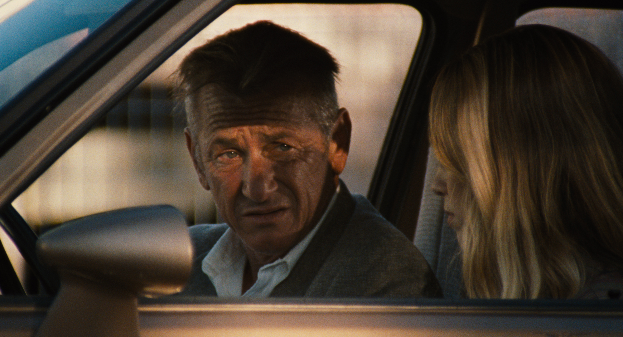 Sean Penn stars as John Vogel and Dylan Penn as Jennifer Vogel in
FLAG DAY
A Metro Goldwyn Mayer Pictures film
Credit: Courtesy of Metro Goldwyn Mayer Pictures Inc.
© 2021 Metro-Goldwyn-Mayer Pictures Inc. All Rights Reserved.