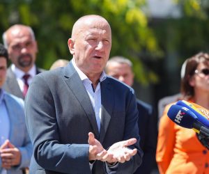 24.05.2020., Europski trg, Zagreb - Konferencija za novinare stranke s Imenom i Prezimenom. Na konferenciji su predstavili politiku stranke za zdravstvo. Boro Nogalo. 
Photo: Luka Stanzl/PIXSELL
