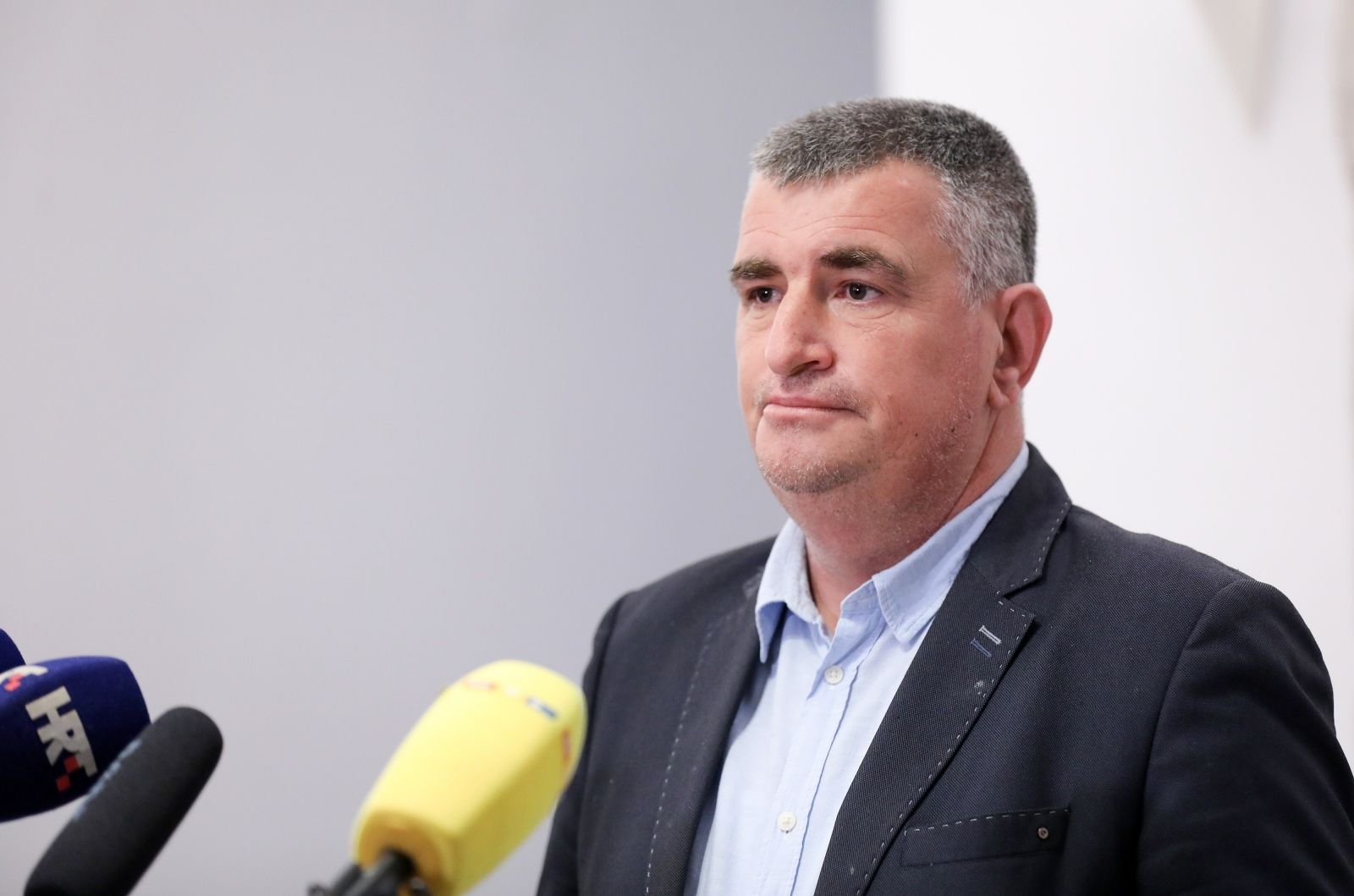 11.02.2021., Zagreb - Saborski zastupnik Mosta Miro Bulj dao je izjavu medijima. Photo: Emica Elvedji/PIXSELL