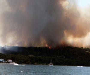 10.07.2021., Ciovo - Oko podneva na otoku Ciovu izbio je veliki pozar. Photo: Ivo Cagalj/PIXSELL