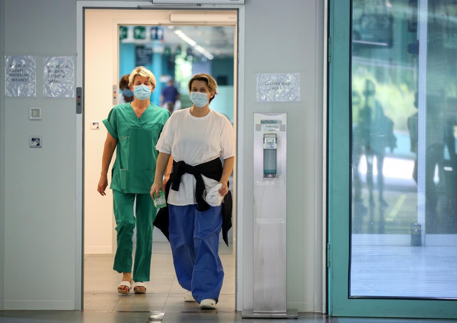 06.06.2021., Zagreb - Klinicka bolnica Dubrava otvorila je nakon 217 dana vrata za pacijente koji nisu zarazeni koronavirusom.
Photo: Zeljko Hladika/Pixsell