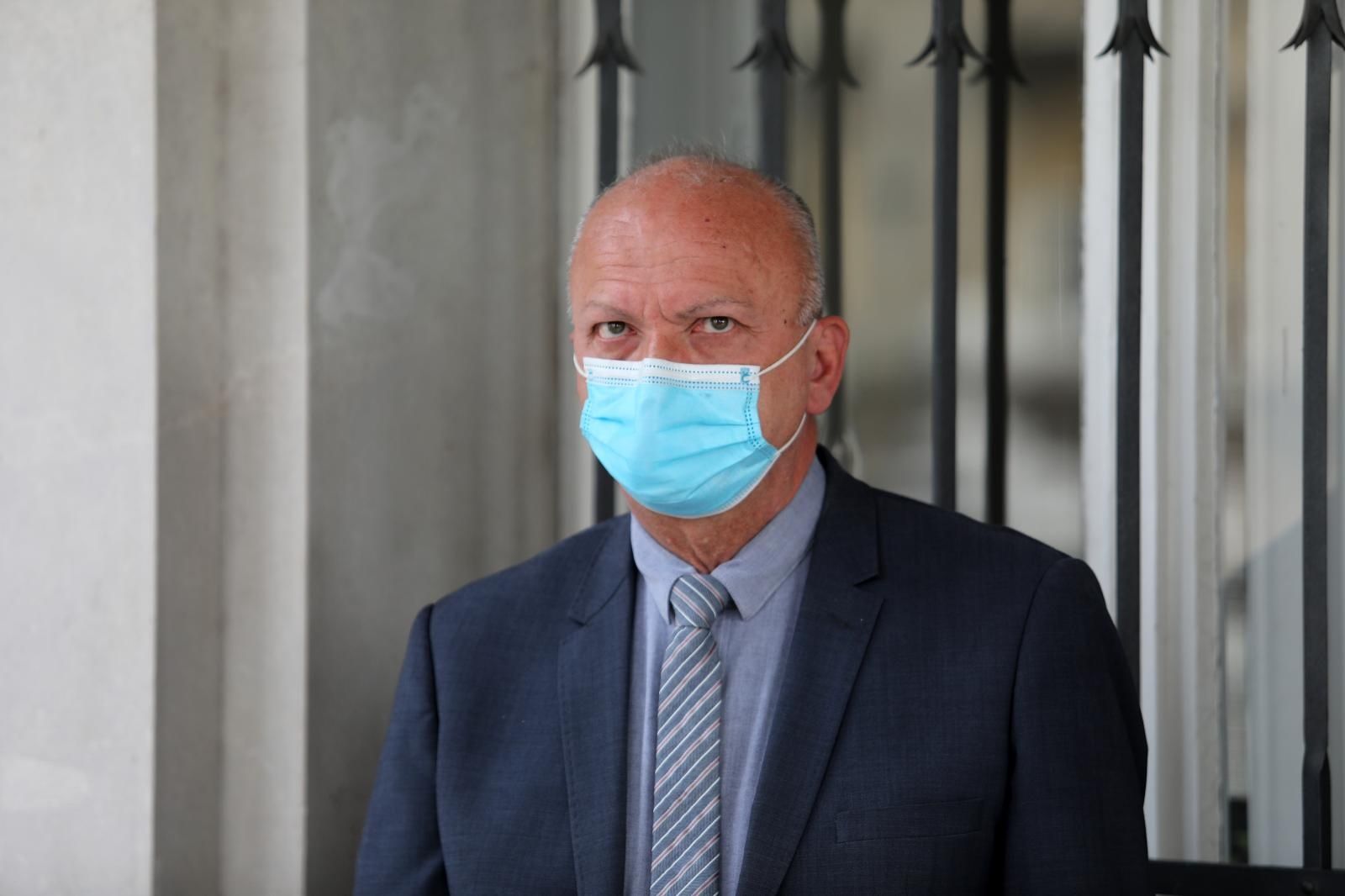 24.04.2021., Rijeka - Ravnatelj Nastavnog zavoda za javno zdravstvo Primorsko-goranske zupanije Vladimir Micovic na tjednoj konferencija zupana Primorsko-goranske zupanije Zlatka Komadine pred Pomorskim i povijesnim muzejem Hrvatskog primorja. Photo: Goran Kovacic/PIXSELL