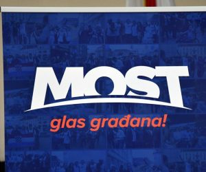 07.04.2021., Slavonski Brod - Potpredsjednik Mosta i saborski zastupnik Nikola Grmoja na predstavljanju liste za lokalne izbore za Brodsko-posavsku zupaniju i Grad Slavonski Brod.
Photo: Ivica Galovic/PIXSELL