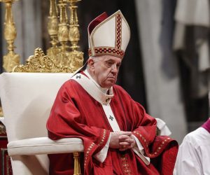 epa09310155 Pope Francis leads a Holy Mass on the Solemnity of Saints Peter and Paul, Apostles in St Peter's Basilica at the Vatican City, 29 June 2021. On this feast, newly installed Metropolitan archbishops receive from the Pope the most important symbol of their office, the pallium.  EPA/GIUSEPPE LAMI