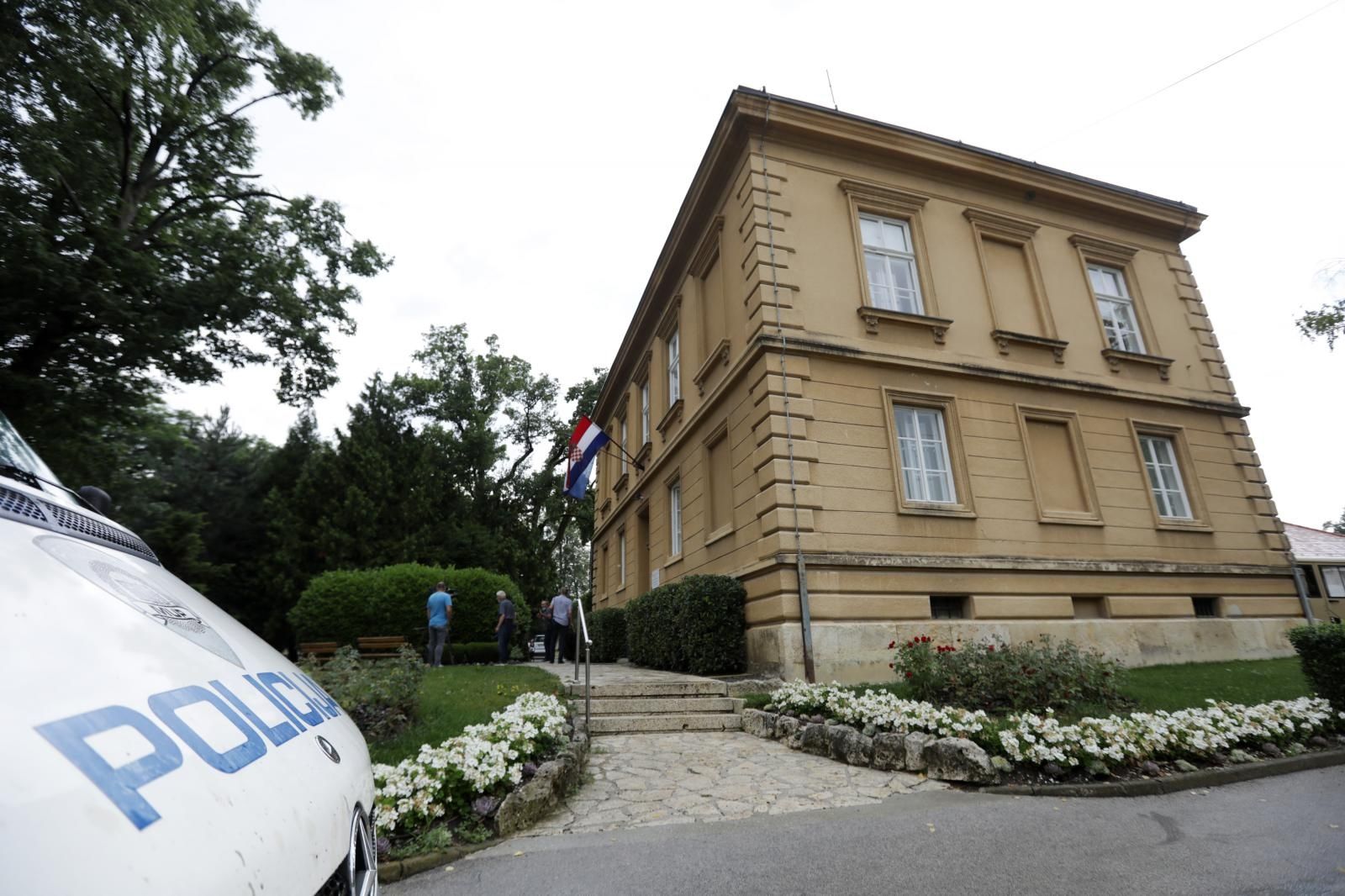 14.07.2021.,Zagreb - PNUSKOK pretresa urede u Gradskim grobljima Zagreb, uhicen bivsi ravnatelj Patrik Segota
Photo: Robert Anic/PIXSELL