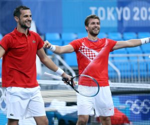 Tokio, 29.07.2021 - Hrvatski teniski par Mate Pavic i Nikola Metic izborili su finale Olimpijskih igara Tokio 2020 nakon pobjede protiv americkog para Austina Krajiceka i Tennysa Sandgrena.
foto HINA/ Damir SENCAR/ ds