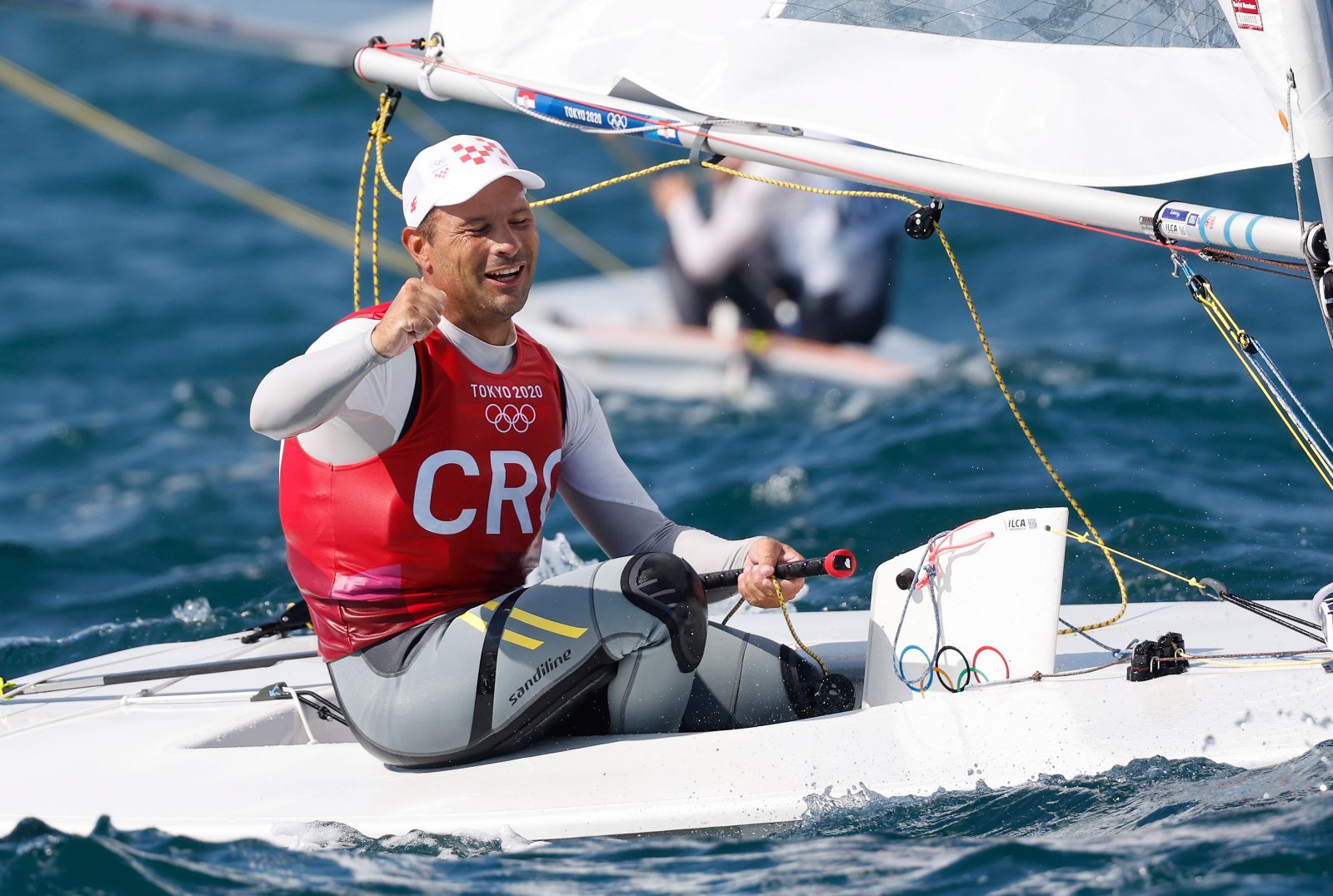 epa09384249 Tonci Stipanovic of Croatia celebrates placing second in the Men's One Person Dinghy Laser during the Sailing events of the Tokyo 2020 Olympic Games in Enoshima, Japan, 01 August 2021.  EPA/CJ GUNTHER