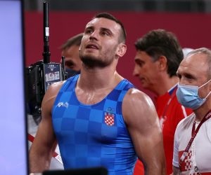 Tokio, 04.08.2021 - Hrvatski hrvacki reprezentativac, 24-godinji Ivan Huklek nije uspio osvojiti broncanu medalju na Igrama u Tokiju u kategoriji do 87 kg, gdje ga je u borbi za odlicje sa 6-1 pobijedio naturalizirani srbijanski reprezentativac Zurab Datunavili.
foto HINA/ Damir SENCAR/ ds