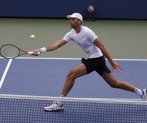 epa09437204 Ivo Karlovic of Croatia hits a return to Andrey Rublev of Russia during their match on the first day of the US Open Tennis Championships the USTA National Tennis Center in Flushing Meadows, New York, USA, 30 August 2021. The US Open runs from 30 August through 12 September.  EPA/JASON SZENES *** Local Caption *** 56335951
