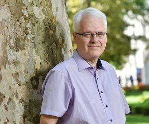 07.08.2021., Zagreb - Ivo Josipović, profesor kaznenog prava na Pravnom fakultetu u Zagrebu i bivsi Predsjednik RH.

Photo Sasa ZinajaNFoto