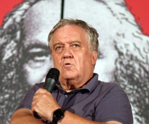 06.09.2017., Sibenik - 5.FALIS - festival alternative i ljevice. 
"Neposredna proizvodnja uzasa: tko ce naslijediti Islamsku drzavu?" naziv je predavanja na kojem su sudjelovali Zlatko Dizdarevic i Pavle Kalinic, uz moderatora Emira Imamovica Pirkea. Zlatko Dizdarevic. 
Photo: Dusko Jaramaz/PIXSELL