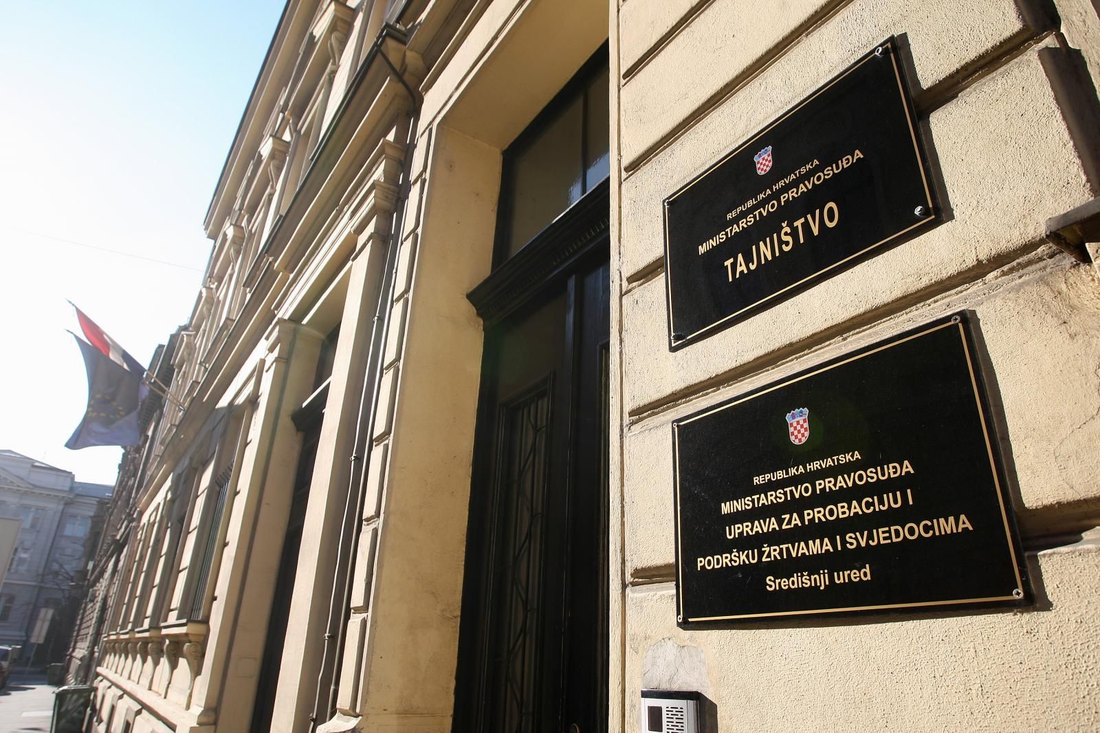 25.01.2012., Meduliceva 34, 36, Zagreb - Zgrada tajnistva Ministarstva pravosudja i uprave za probaciju i podrsku zrtvama i svjedocima.
Photo: Slavko Midzor/PIXSELL