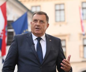 16.09.2020., Zagreb - Clan predsjednistva BiH Milorad Dodik obratio se medijima nakon sastanka s predsjednikom Vlade RH Andrejom Plenkovicem u Banskim dvorima.

Photo: Josip Regovic/PIXSELL
