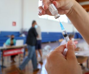 18.08.2021., Karlovac - Zavod za javno zdravstvo Karlovacke zupanije redovito provodi cijepljenje protiv koronavirusa. U dvorani Ekonomske skole punkt je otvoren tri puta tjedno, a odaziv gradana je dobar.
Photo: Kristina Stedul Fabac/PIXSELL