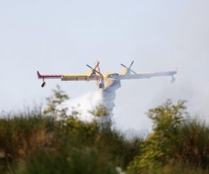 21.07.2021., Zadar - Pozar koji je izbio u blizini zadarskog deponija ugasen je uz pomoc kanadera. 

Photo: Marko Dimic/PIXSELL