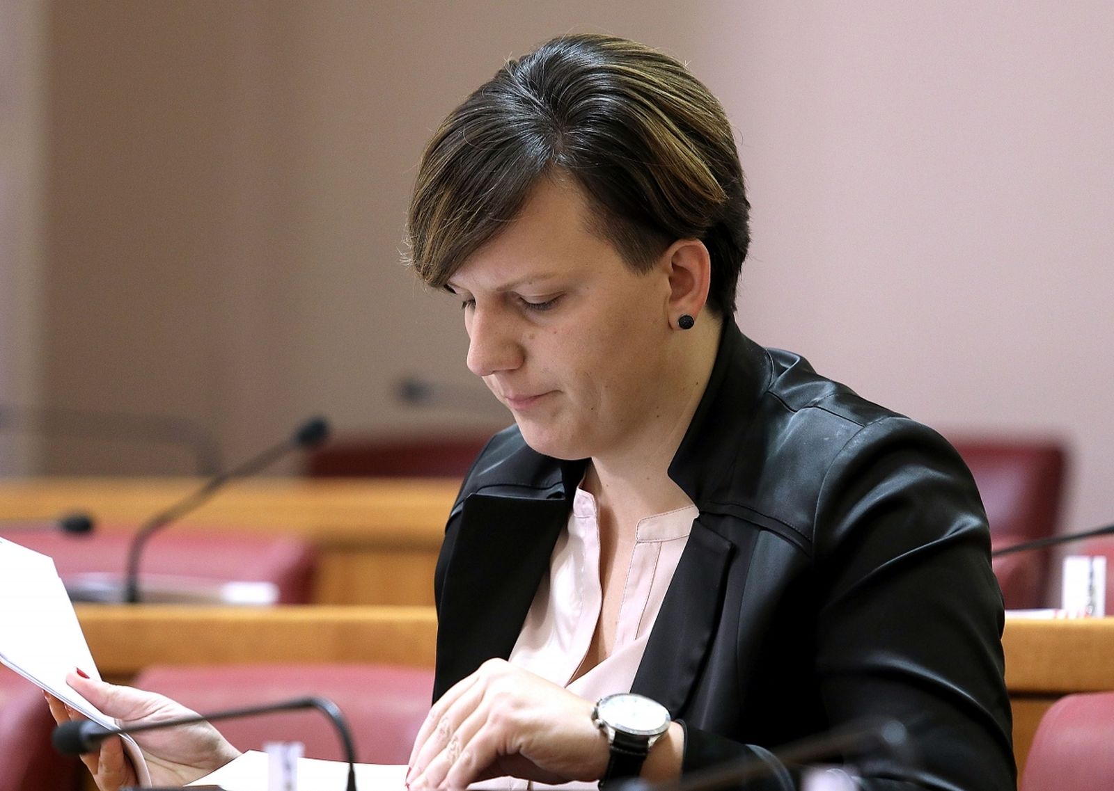 21.10.2016., Zagreb - Raspravom o  izmjenama Zakona o lokalnim izborima nastavljena je prva sjednica Sabora RH. Monika Udovicic. 
Photo: Patrik Macek/PIXSELL