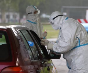 24.08.2021., Karlovac - Guzva na testiranju za koronavirus na drive-in lokaciji u Luscicu.
Photo: Kristina Stedul Fabac/PIXSELL
