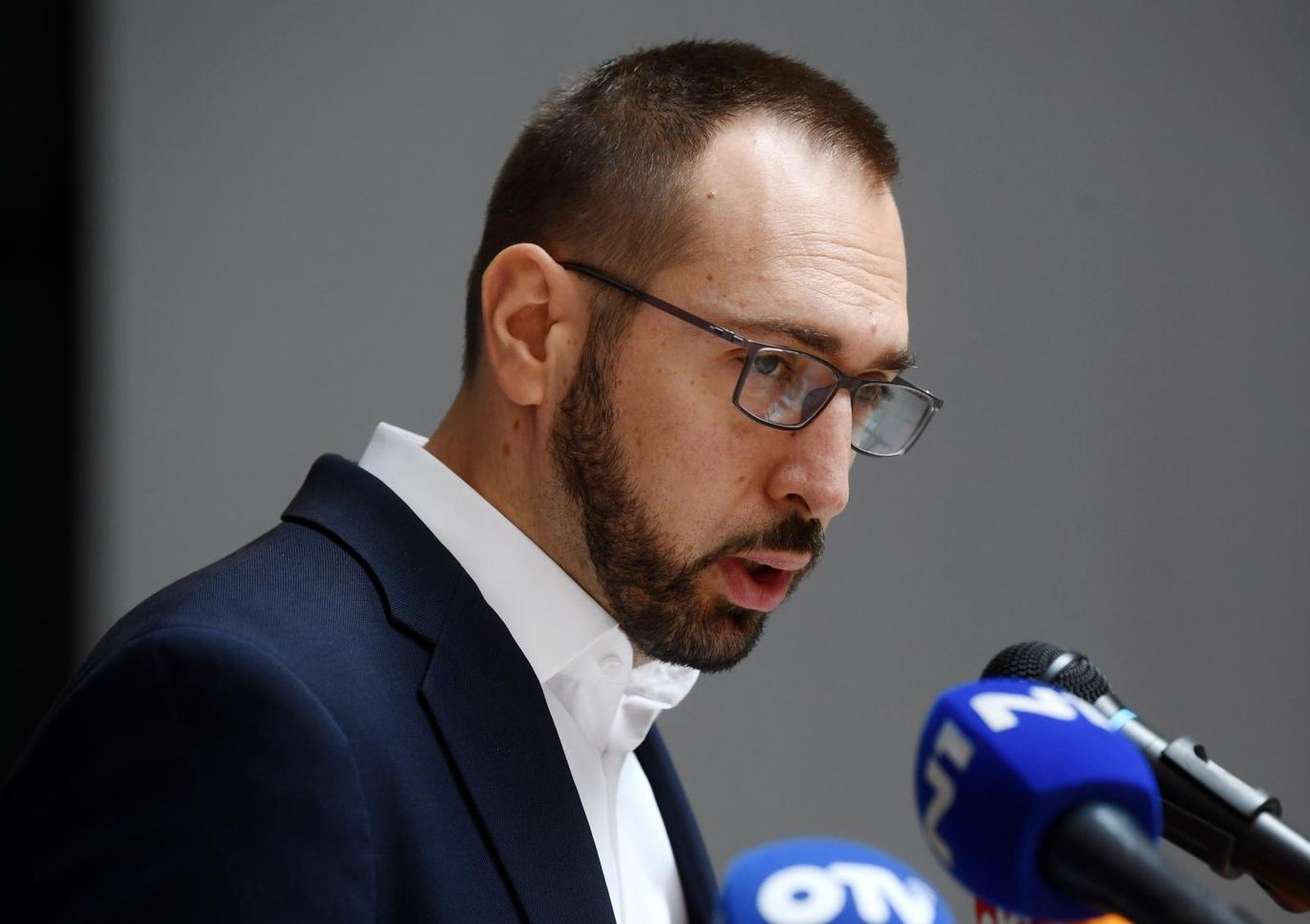 24.08.2021., Zagreb - Gradonacelnik Tomislav Tomasevic sa suradnicima, Luka Korlaet, Danijela Dolenec, odrzao komferenciju za medije u predvorju gradske uprave. 
Photo: Marko Lukunic/PIXSELL