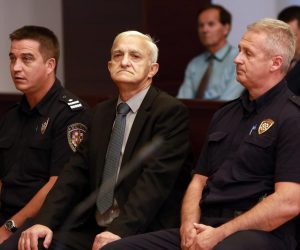 26.09.2017., Split - Dragan Vasiljkovic osudjen je na 15 godina zatvora presudom donesenom na Zupanijskom sudu. Proglasen je krivim za dvije tocke optuznice - zlostavljanje zatvorenika na Kninskoj tvrdjavi i napad na policijsku postaju u Glini.
Photo: Miranda Cikotic/PIXSELL