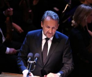 27.04.2017., Zagreb - HNK, Svecanost obiljezavanja 100. obljetnice priznanja islama u Hrvatskoj. Bakir Izetbegovic. Photo: Igor Kralj/PIXSELL